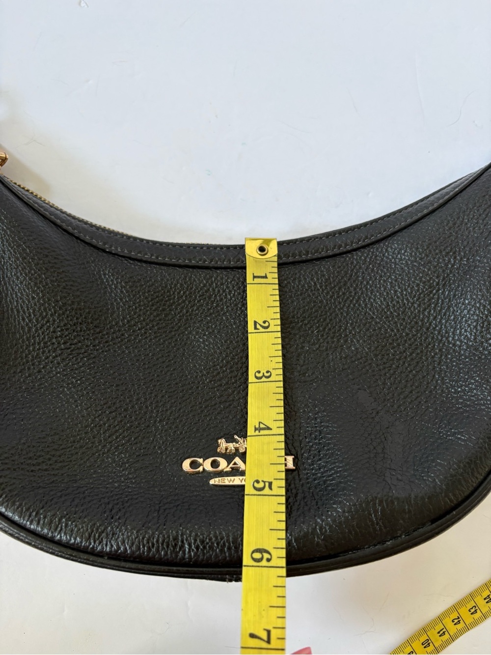 COACH Aria CO996 Leather Crossbody Bag Black Half Moon Academia Flaw Career - Picture 12 of 13